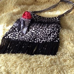 Purse over shoulder!